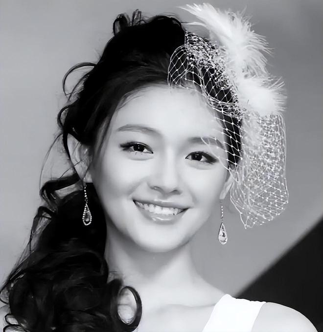 2 tháng sau khi Từ Hy Viên qua đời: Gia đình ngày càng suy sụp, chồng cũ giàu gấp bội, gấp rút cưới vợ mới- Ảnh 1.