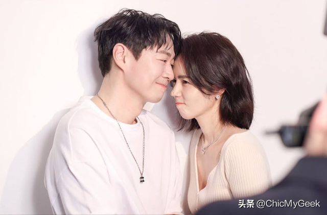 “Quốc bảo nhan sắc” cãi nhau căng với chồng, thái độ của mẹ chồng gây chú ý- Ảnh 4.