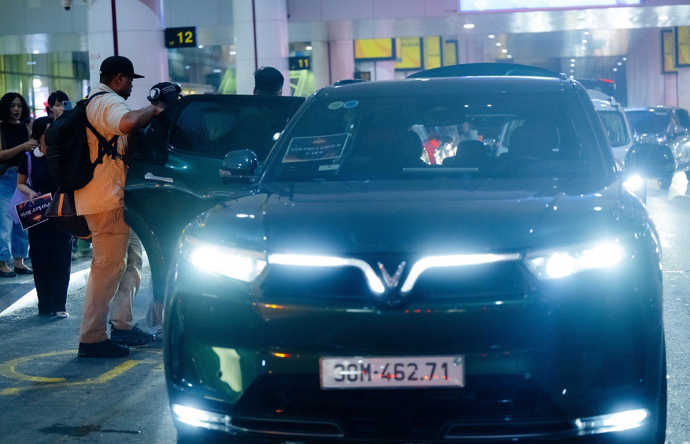 a3-1755669845-581-width1000height644 The Kid nhanh chóng về khách sạn nghỉ ngơi