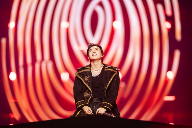 Thời của nghệ sĩ toàn năng- Ảnh 3.