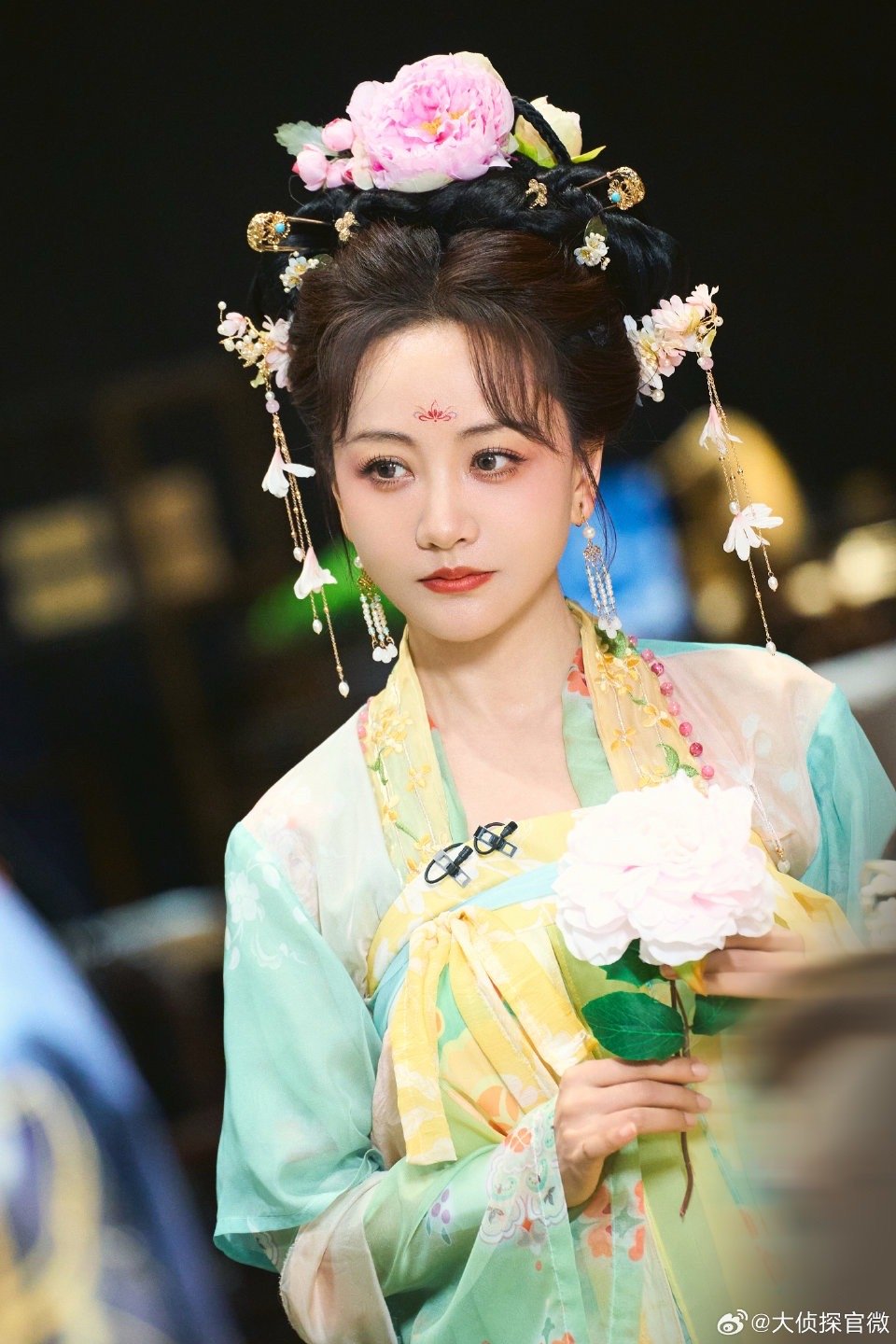 Mỹ nhân là ngoại lệ của đạo diễn drama nhất showbiz: “Chỉ cần cô ấy thấy vui là được!”- Ảnh 2. Mỹ nhân là ngoại lệ của đạo diễn drama nhất showbiz: “Chỉ cần cô ấy thấy vui là được!”- Ảnh 2.