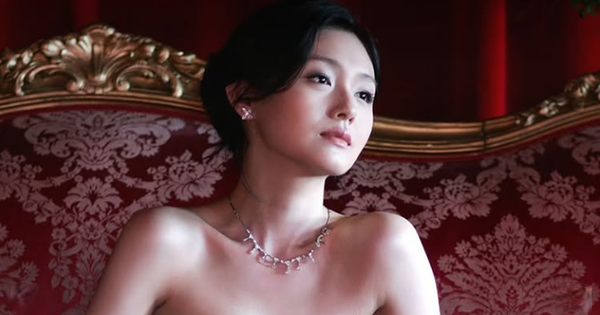 Tay săn tin số 1 xứ Đài bóc trần sự thật đáng xấu hổ về gia đình Từ Hy Viên 28 Tay săn tin số 1 xứ Đài bóc trần sự thật đáng xấu hổ về gia đình Từ Hy Viên a37 1746929634328127523582 0 0 352 672 crop 1746929673477921974764png