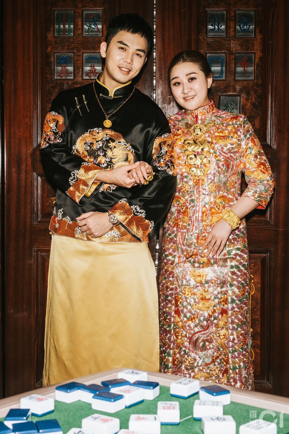 “Phò mã bạc tỷ” lộ ảnh nhạy cảm, vợ đại gia phản ứng thế nào?- Ảnh 5.