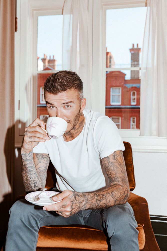Bất chấp lục đục gia đình, tài sản của vợ chồng Beckham tăng vọt, sắp đuổi kịp Quốc vương Anh- Ảnh 3. Bất chấp lục đục gia đình, tài sản của vợ chồng Beckham tăng vọt, sắp đuổi kịp Quốc vương Anh- Ảnh 3.