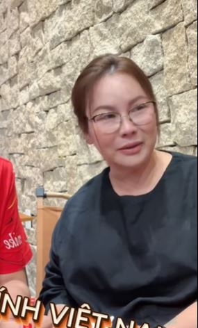 Vợ Quý Bình lên tiếng về chiếc xe, nói thẳng: Vợ Quý Bình lên tiếng về chiếc xe, nói thẳng: