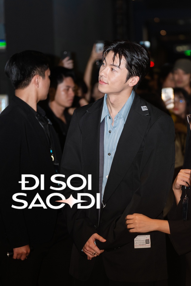 Hứa Quang Hán khoe visual đốt cháy cả thảm đỏ, nói