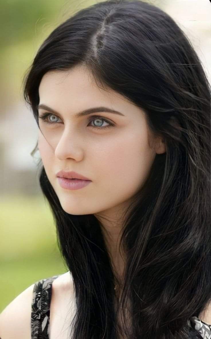 10 mỹ nhân có đôi mắt đẹp nhất thế giới: Kim Ji Won xếp bét bảng, hạng 1 là 10 mỹ nhân có đôi mắt đẹp nhất thế giới: Kim Ji Won xếp bét bảng, hạng 1 là