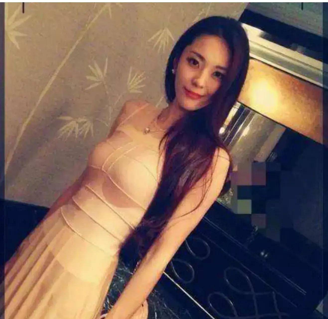 Danh họa U90 nghi bị vợ người mẫu kém 50 tuổi bắt cóc thủ tiêu, con gái lật tẩy âm mưu thâm độc- Ảnh 9.