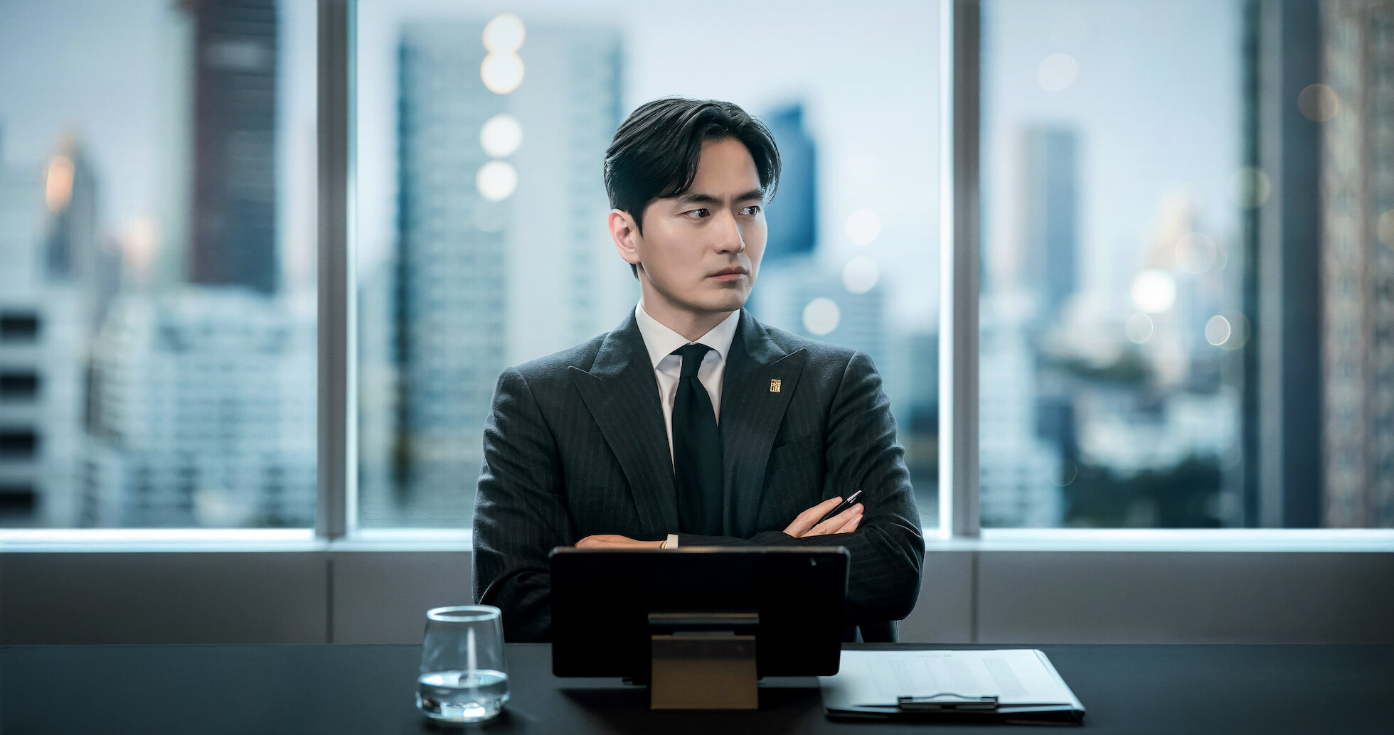 Phim Hàn tuyệt hay đang khiến khán giả mong từng tập: Nam chính đẹp tới độ hoàn hảo, có mối tình chú - cháu với nữ chính kém 16 tuổi- Ảnh 8.