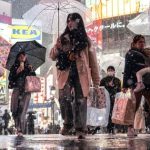 Vì sao người Nhật không hạnh phúc đến thế? aac658b4 b455 4c80 a4f4 59b5d07cff26d5301715 17447032578961353969441 1744705954351 17447059545201117824274 0 0 640 1024 crop 174470597298337186721jpg