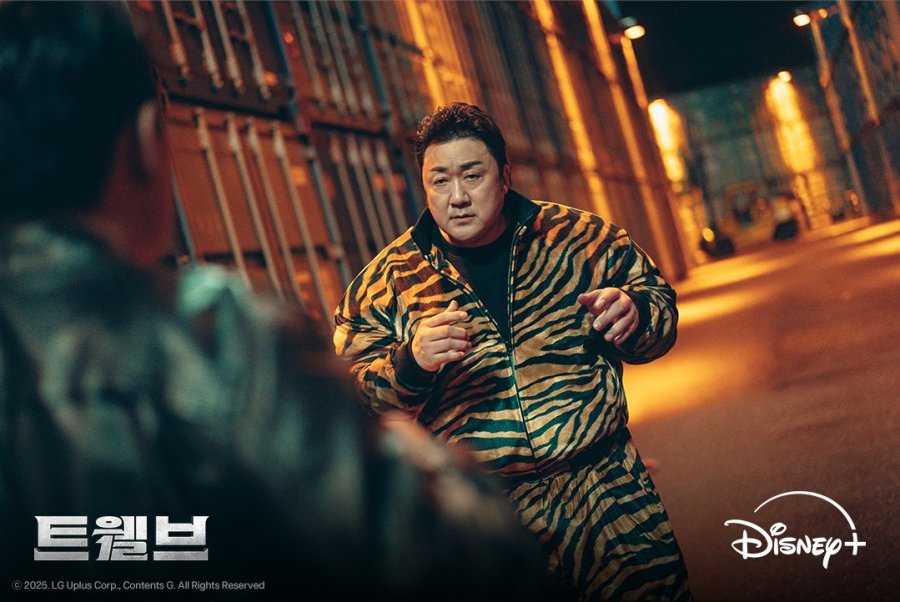 Làm sao để phim Hàn này ngừng chiếu bây giờ: Kịch bản dở khủng khiếp, xem xong thấy không ai khổ bằng mình- Ảnh 2.