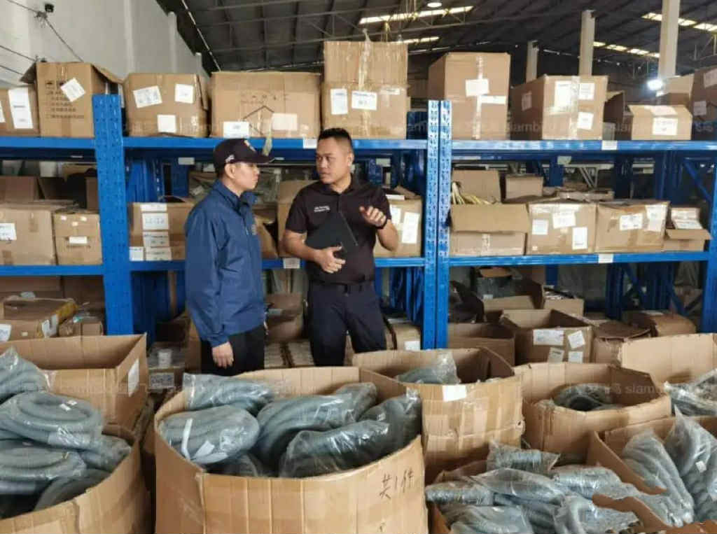 Đột kích 1 kho hàng thương mại điện tử, cảnh sát triệt phá đường dây buôn bán mỹ phẩm Cetaphil, CeraVe giả trị giá hơn 3 tỷ đồng, tịch thu hơn 6.000 sản phẩm- Ảnh 2.