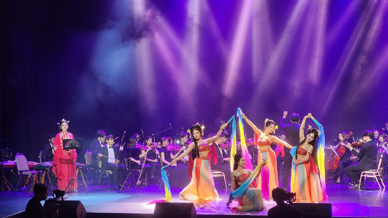 Vong Xuyên Phong Hoa Lục ra mắt ấn tượng với DREAM: The Symphony of Lethe Realm – Hành trình đa giác quan độc đá ad 4nxfbud1ak6nyeqa3 am3 dro9hicwvahiq9amibqp3n6yv8meeoc0cuywvzv8vtapbb0iuoxlbbphgiu94wemodqkbu42tpgttpj9zekm9hh6 wsjymhx1ylyld crjhim7pqpyk 7lapa6oid2ozie