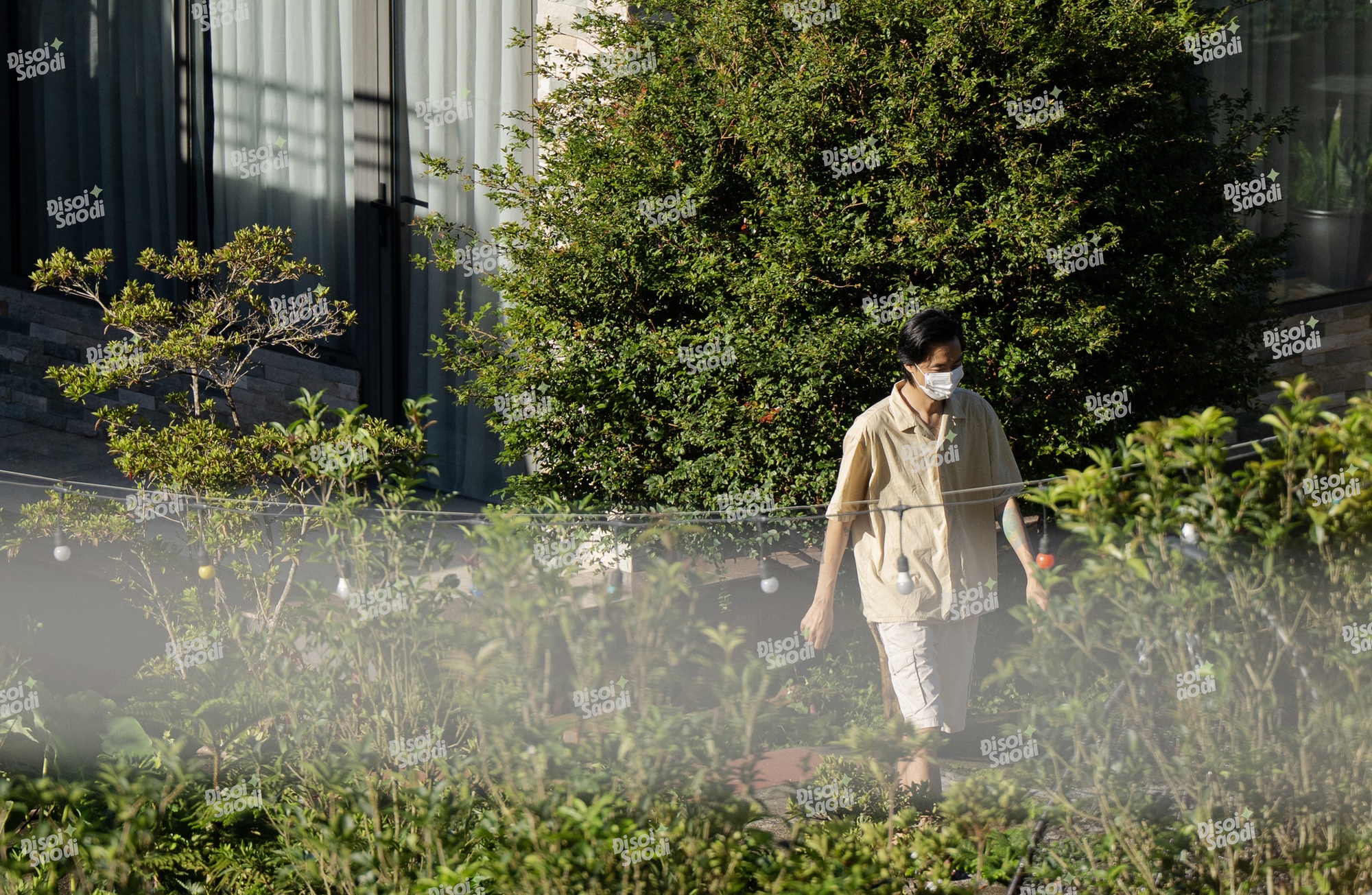 ĐỘC QUYỀN: Hoàng Thuỳ Linh - Đen Vâu và hai em bé song sinh ở quê nhà Tam Đảo- Ảnh 4. ĐỘC QUYỀN: Hoàng Thuỳ Linh - Đen Vâu và hai em bé song sinh ở quê nhà Tam Đảo- Ảnh 4.