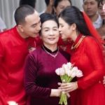 TikToker 2 con cưới trai tân bị hàng xóm dị nghị, mẹ chồng nói một câu ấm lòng adt1735692076 1116 38 thumbnail auto crop 750x563 anh cat 3 2 auto cropjpg