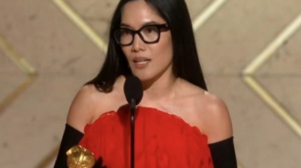 'Bông hồng lai' Việt đoạt Quả cầu vàng 29 'Bông hồng lai' Việt đoạt Quả cầu vàng adt1736134916 aliwong2 0189 3208 0256 anh cat 3 2 auto cropjpg