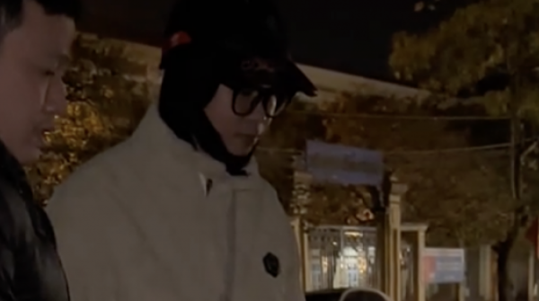 Kết đẹp cho người đâm vỡ đuôi ôtô trong đêm adt1737007477 anh man hinh 2025 01 16 luc 00 3973 anh cat 3 2 auto croppng