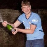 Chàng trai 20 tuổi thành triệu phú sau một đêm vẫn đi sửa cống adt1737177284 trungso1t 1690 7318 1730 anh cat 3 2 auto cropjpg