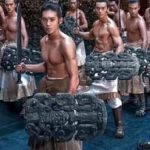 Dàn 'tráng sĩ Phong Thần' diễn điệu múa rắn adt1737609864 trang si phong than 2667 1914 8547 2 anh cat 3 2 auto cropjpg