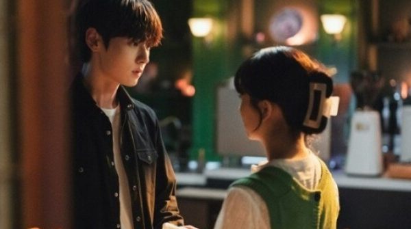 Mẹ chồng chuyển cho 2 tỷ để vợ chồng tôi về ngoại ăn Tết, tôi liền "quay xe" ăn Tết nhà nội 28 Mẹ chồng chuyển cho 2 tỷ để vợ chồng tôi về ngoại ăn Tết, tôi liền "quay xe" ăn Tết nhà nội adt1737768063 1564 888 local 4 anh cat 3 2 auto cropjpg