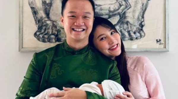 Diễm My 9X sinh quý tử đầu lòng 28 Diễm My 9X sinh quý tử đầu lòng adt1738128093 diemmyytop 7364 6840 7437 anh cat 3 2 auto cropjpg