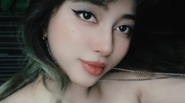 Nữ trọng tài "nóng" nhất làng game Việt, gây sốt với vòng 1 nuột nà 30 Nữ trọng tài "nóng" nhất làng game Việt, gây sốt với vòng 1 nuột nà adt1738735900 trong 5 xbzx anh cat 3 2 auto croppng