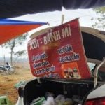 Lái ô tô đi bán xôi, bà mẹ 3 con tiếp ngàn lượt khách mỗi ngày adt1739752646 lai o to di ban xoi ba me 3 con tiep anh cat 3 2 auto cropjpg