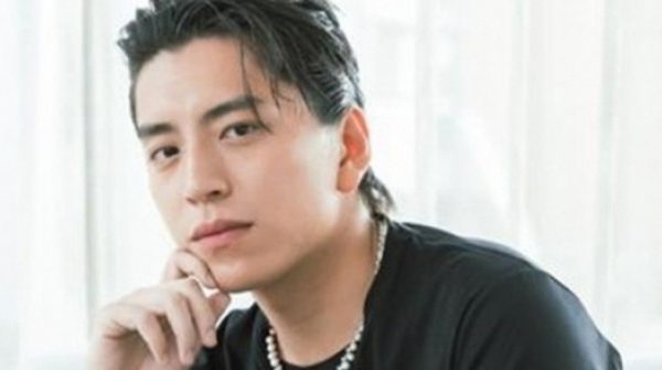 Diễn viên Vương Đại Lục bị bắt adt1739861681 dien vien vuong dai luc bi bat anh cat 3 2 auto cropjpg