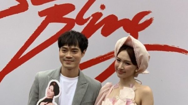 Mẹ ca sĩ Hoà Minzy 'nghĩ đến con là rớt nước mắt' adt1740878324 me hoa minzy nghi den con la rot nuo anh cat 3 2 auto cropjpg