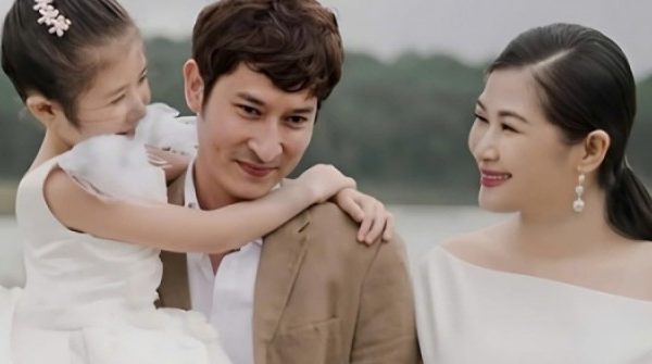 Mạc Anh Thư: 'Tôi và Huy Khánh giờ chỉ còn tình thân' adt1740879253 0e95b9ee 085 1602 6734 1446 anh cat 3 2 auto cropjpg