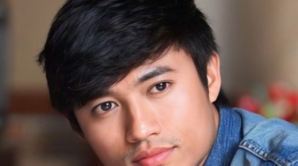 Diễn viên Quý Bình qua đời ở tuổi 42 28 Diễn viên Quý Bình qua đời ở tuổi 42 adt1741238945 dien vien quy binh 1 022 2568 3670 1 anh cat 3 2 auto cropjpg