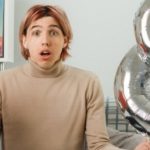 Dân mạng đùa cực hóm về ngày 8/3 adt1741331483 tangquua 75825 anh cat 3 2 auto cropjpg