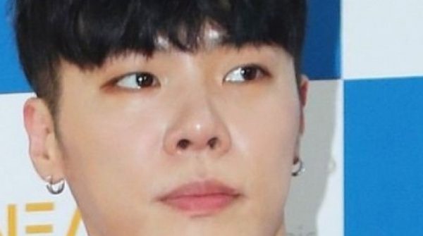 Nam ca sĩ 43 tuổi qua đời tại nhà riêng adt1741611055 03b9ff8d c36d 4230 b88d 23315c83 767 anh cat 3 2 auto cropjpg