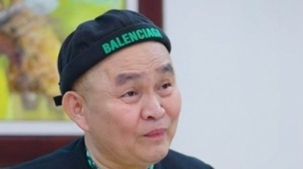 Xuân Hinh tiết lộ yêu từ 13 tuổi, hết mình tới mức ôm nhau lăn xuống cống adt1741850227 xuan hinh tiet lo yeu tu 13 tuoi het anh cat 3 2 auto cropjpeg 2