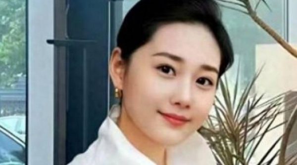 5 đặc điểm trên khuôn mặt của phụ nữ có 'tướng vượng phu' 29 5 đặc điểm trên khuôn mặt của phụ nữ có 'tướng vượng phu' adt1741872641 phunu1t 0283 8549 0394 anh cat 3 2 auto cropjpg