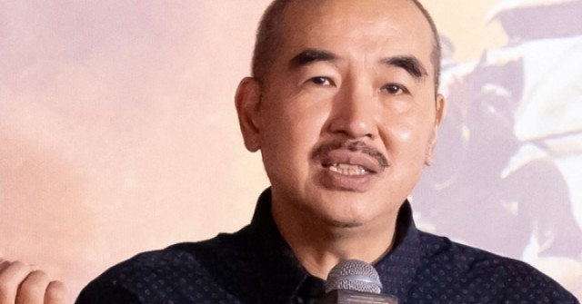 Bùi Thạc Chuyên: 'Tôi cân nhắc khi đưa cảnh nóng vào phim Địa đạo' adt1743461548 dao dien bui thac chuyen 1 174 3599 anh cat 3 2 auto cropjpg 1