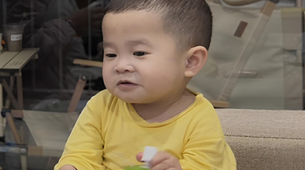 Điều ít biết về 'giáo sư nhí' nổi tiếng mạng xã hội 26 Điều ít biết về 'giáo sư nhí' nổi tiếng mạng xã hội adt1743813227 untitled design 1 7660 2 4321 3353 1 anh cat 3 2 auto croppng