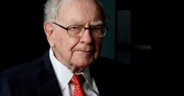 Warren Buffett: 10 điều người nghèo thường lãng phí adt1744073099 098 3398 262 1624 7883 2298 anh cat 3 2 auto cropjpg 1