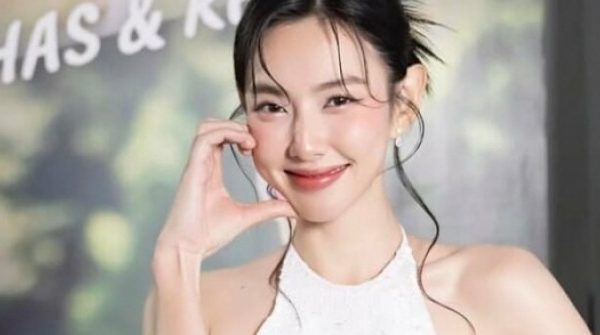 Thùy Tiên ngừng làm Đại sứ Du lịch Đài Loan từ tháng 5 29 Thùy Tiên ngừng làm Đại sứ Du lịch Đài Loan từ tháng 5 adt1744118478 638 8283 844 7130 7213 3175 anh cat 3 2 auto cropjpg