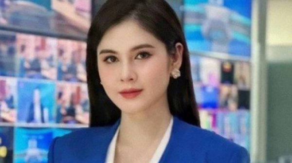 Cuộc sống của nữ MC thể thao xinh đẹp "đi nhầm sân golf được chồng như ý" adt1744429346 hoai 7406 63 0 471 780 crop 0779 anh cat 3 2 auto cropjpg