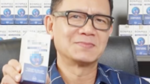 Động thái cứng rắn của NSƯT, Đại tá Phạm Cường khi bị cho quảng cáo 'lố' viên uống xương khớp adt1744786692 edit screen shot 2025 04 16 at 1994 anh cat 3 2 auto croppng