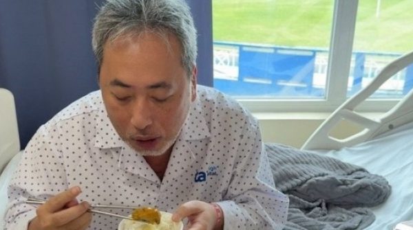 Đạo diễn Nguyễn Quang Dũng qua cơn nguy kịch adt1745456956 dao dien nguyen quang dung qua con n anh cat 3 2 auto cropjpg