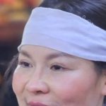 Vợ Quý Bình khóc nghẹn: 'Tôi đã sống 49 ngày không còn bình thường' adt1745463188 vo quy binh khoc nghen toi da song 4 anh cat 3 2 auto cropjpg