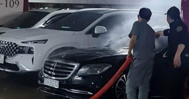 Dời phiên tòa giữa ca sĩ Duy Mạnh và Mercedes Việt Nam đến 21/5 adt1745543179 526 9733 897 4966 9017 9763 anh cat 3 2 auto cropjpg 1