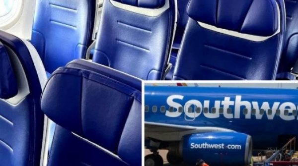 Nữ hành khách cởi đồ, làm chuyện khó tin ngay trên ghế máy bay adt1745809764 nu hanh khach coi do lam chuyen kho anh cat 3 2 auto cropjpg