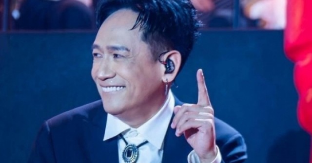 Vừa rút đơn kiện Mercedes Việt Nam, ca sĩ Duy Mạnh tung ngay bài 'Bố chuột' adt1747030978 vua rut don kien mercedes viet nam c anh cat 3 2 auto cropjpeg 1