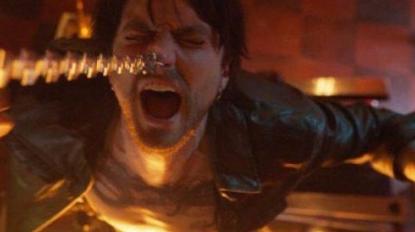 Phim 17+ hất cẳng siêu anh hùng adt1747704142 aa1es1qh 1578 9406 anh cat 3 2 auto cropjpg