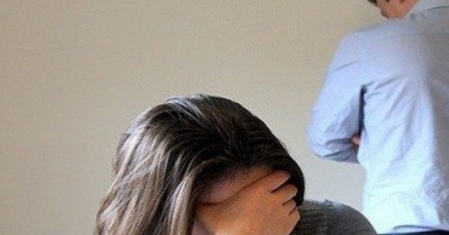 Vợ ngoại tình, chồng đồng ý không ly hôn nhưng nói một câu khiến vợ chết cay chết đắng adt1747722380 h1dsarfr jpg swtk 7 0 63262 0 0 315 anh cat 3 2 auto cropjpg 1