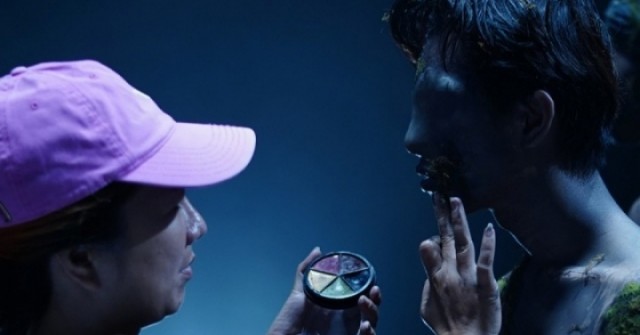 Hậu trường hóa trang trong phim kinh dị 'Dưới đáy hồ' adt1748221800 hau truong hoa trang 669 4024 3150 7 anh cat 3 2 auto cropjpg 1