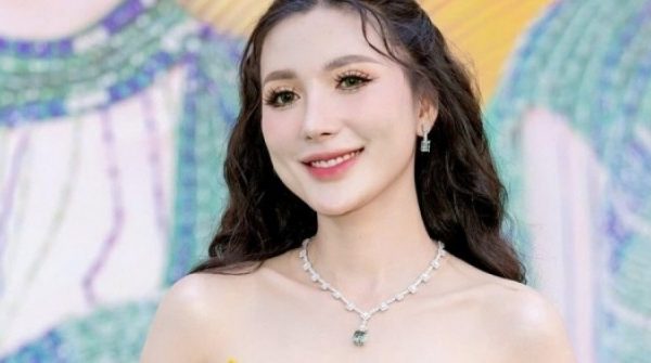 Ngân Collagen là ai? 28 Ngân Collagen là ai? adt1748242234 8071 5743 5514 anh cat 3 2 auto cropjpg